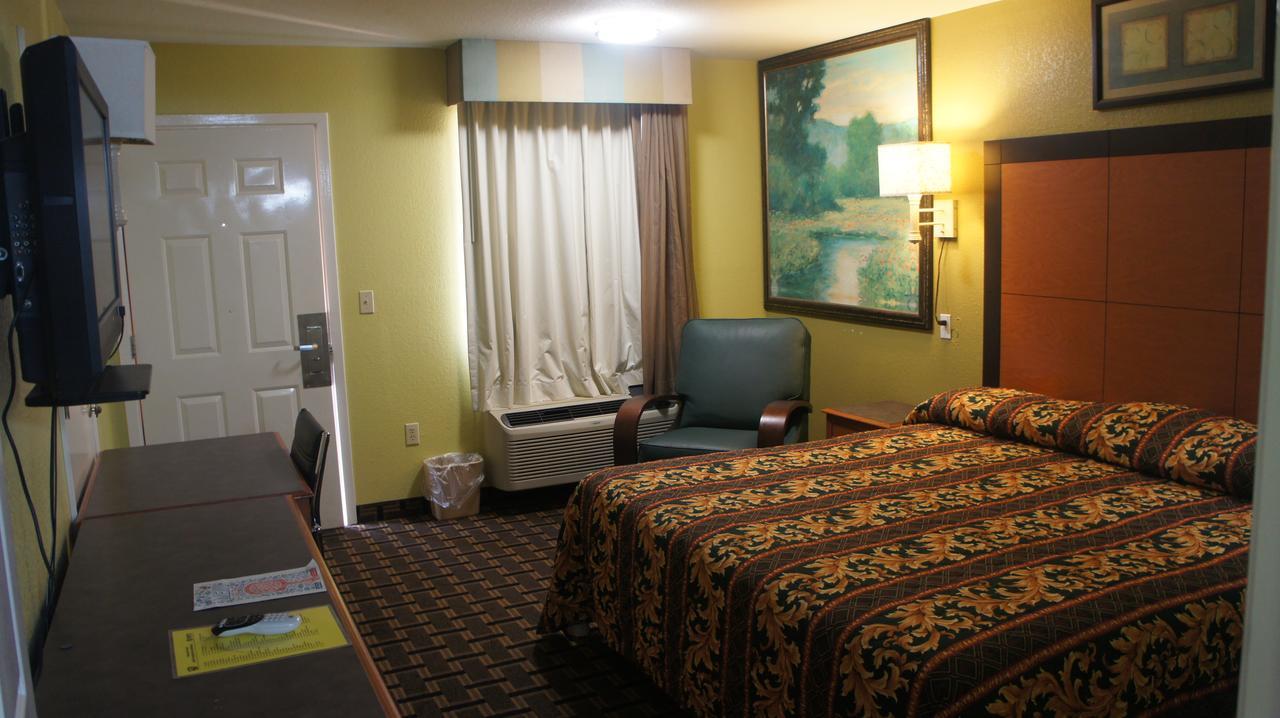 Regency Inn Taylor Екстер'єр фото