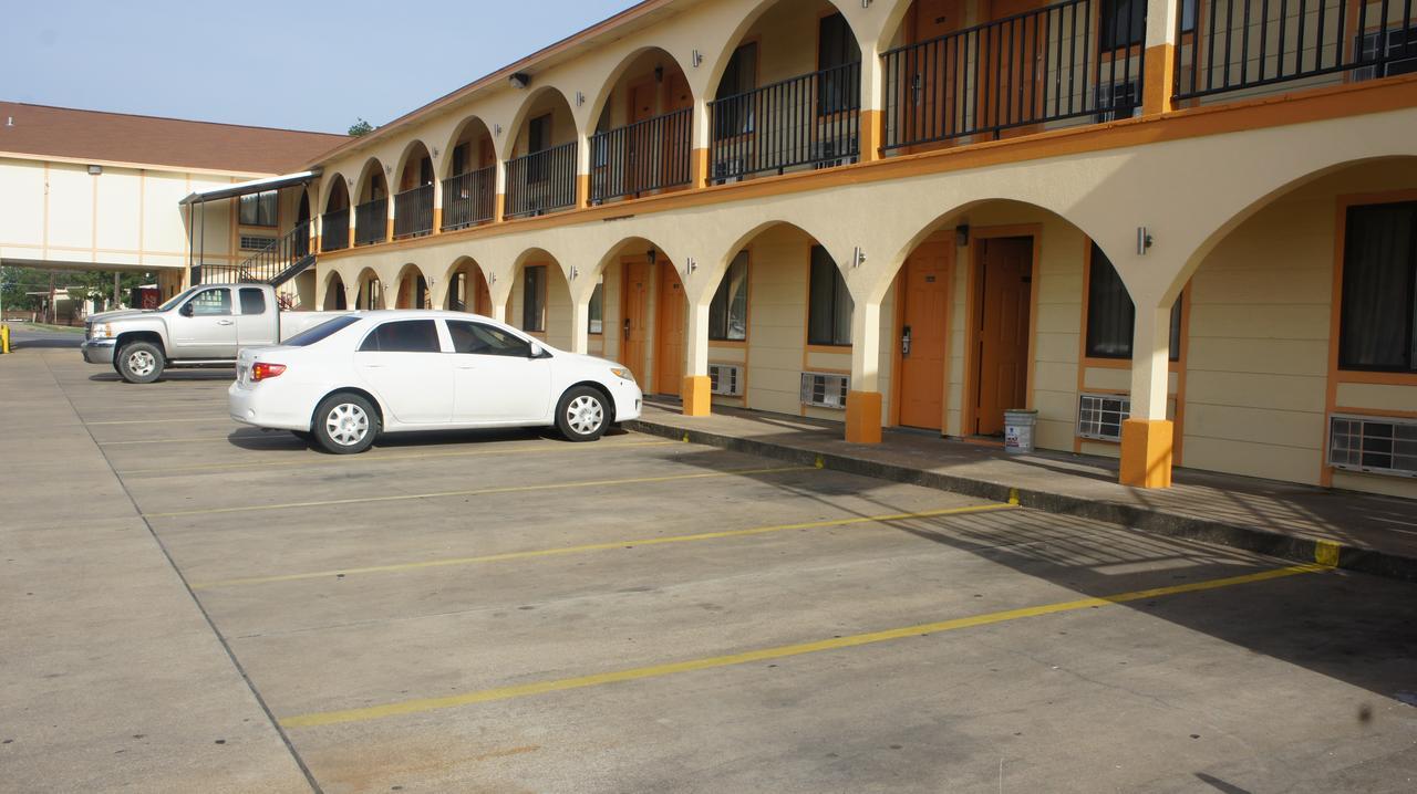 Regency Inn Taylor Екстер'єр фото